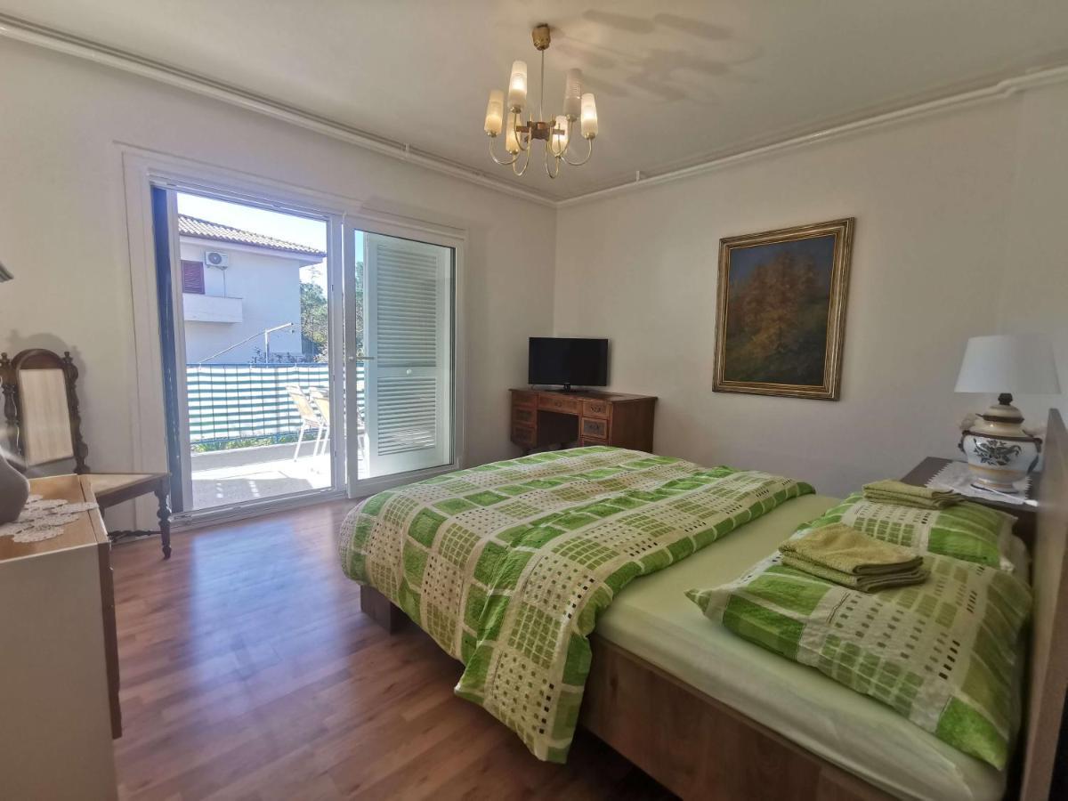 Pri Noni "Istracycle" Apartamento Lucija Exterior foto