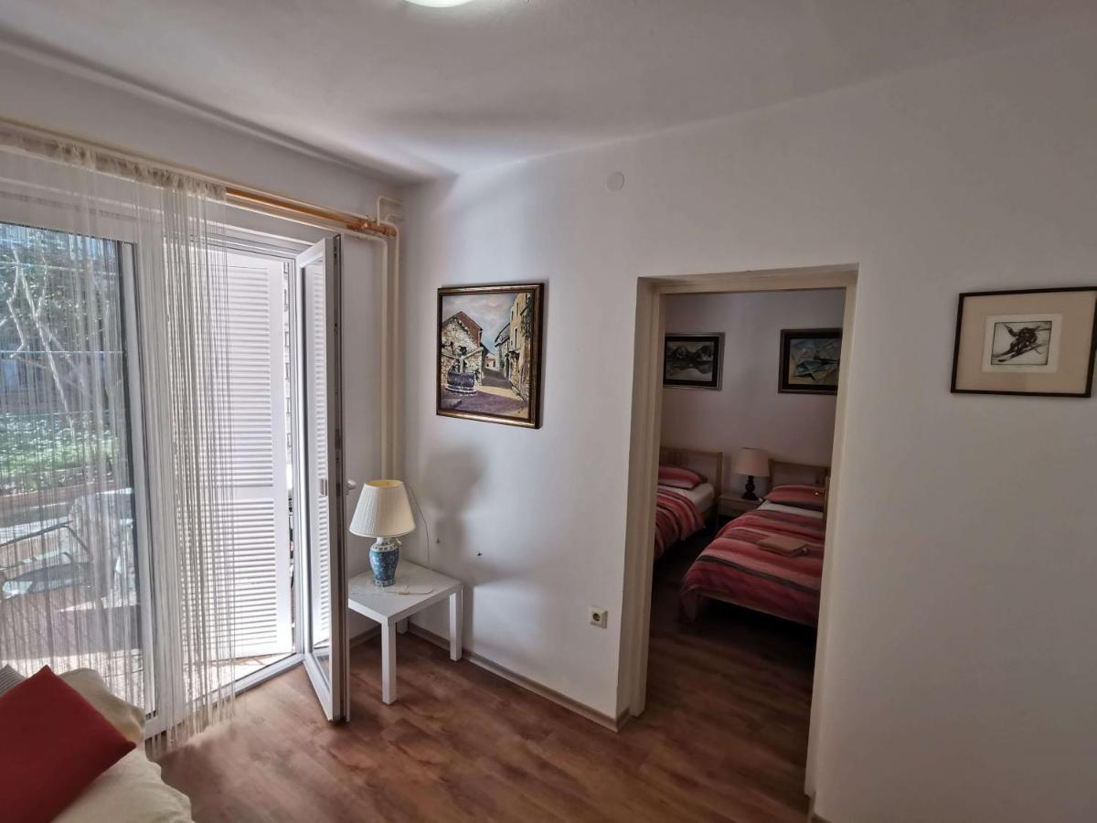 Pri Noni "Istracycle" Apartamento Lucija Exterior foto