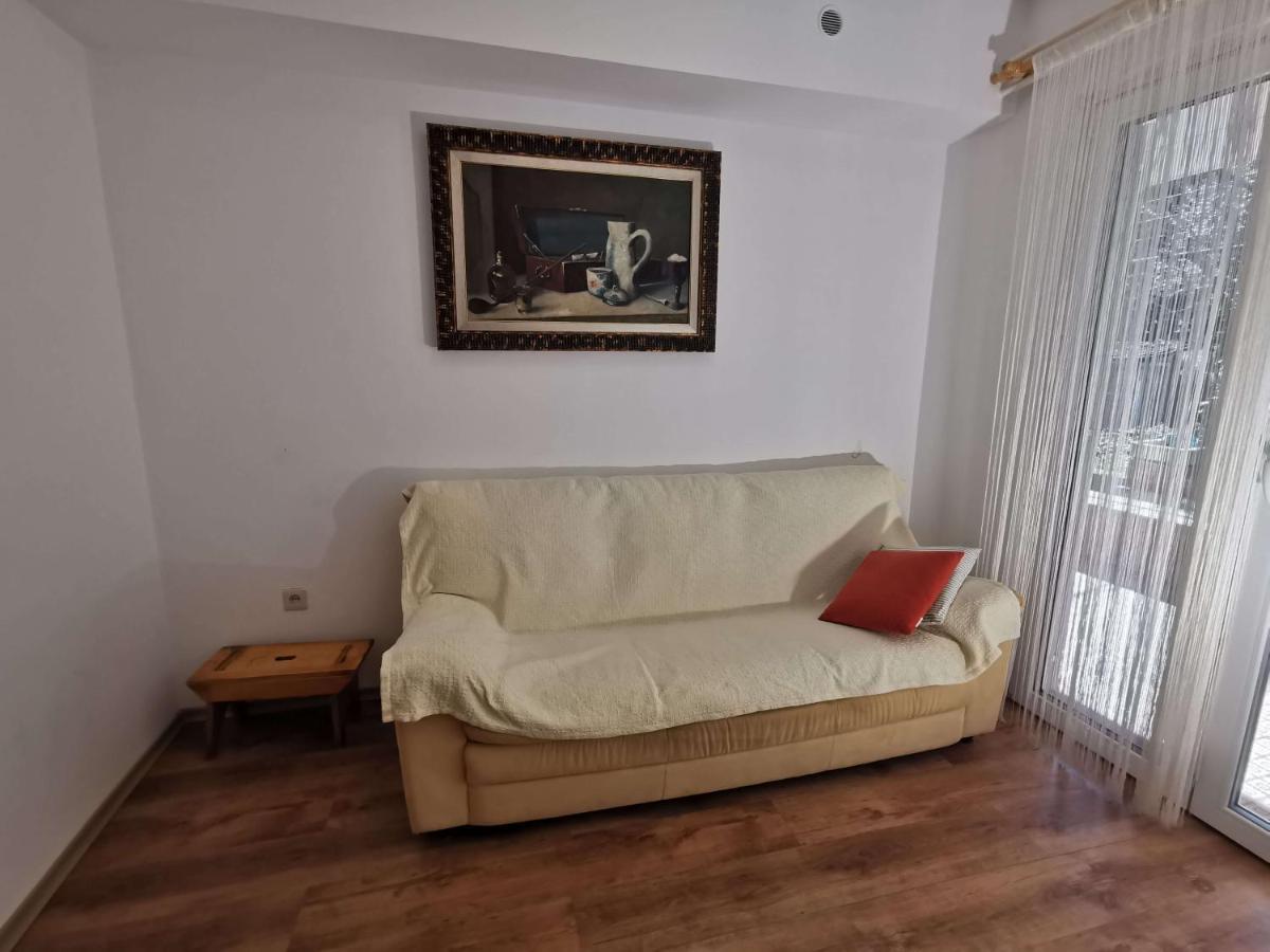 Pri Noni "Istracycle" Apartamento Lucija Exterior foto
