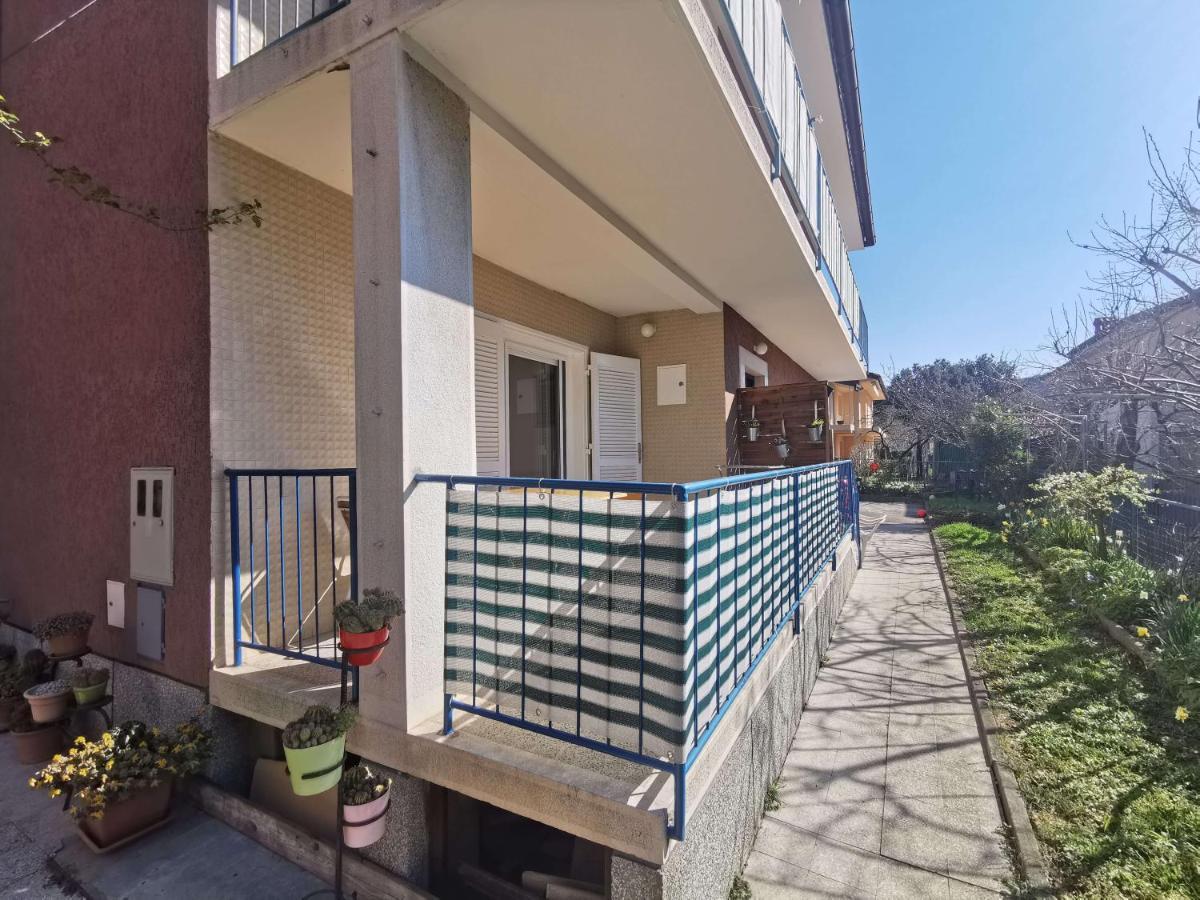 Pri Noni "Istracycle" Apartamento Lucija Exterior foto